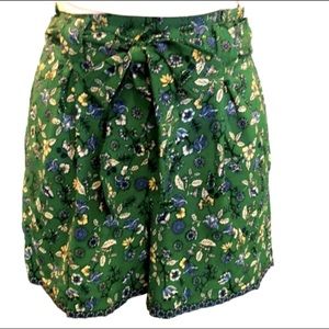 MAX STUDIO GREEN FLORAL SHORTS • sz S